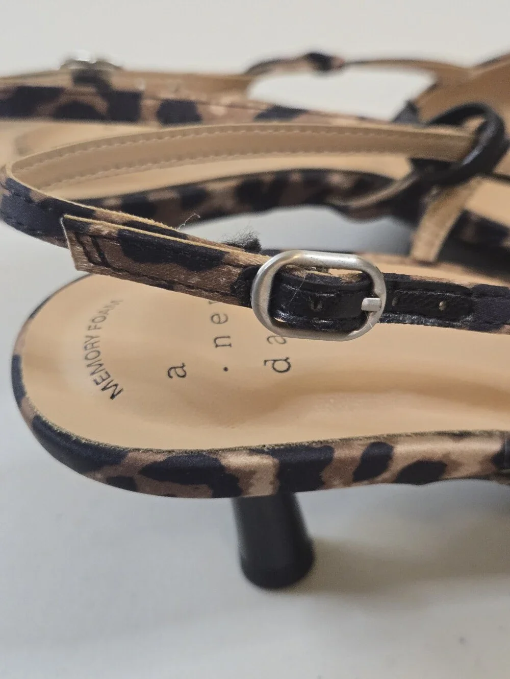NWoT a new day Leopard Print Slingback Pointed Kitten Heels - Brown/Black Size 7 - Picture 6 of 10